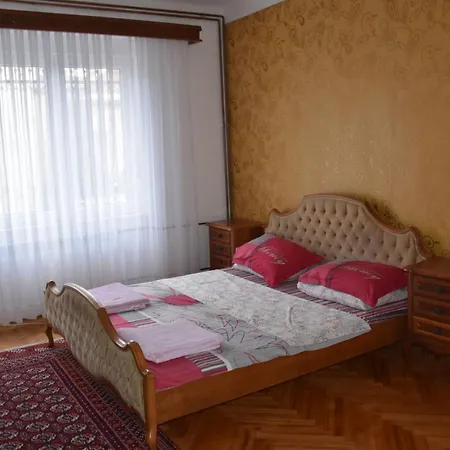 Vijecnica Tuzlaks Lägenhet Sarajevo