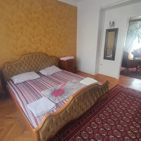 Vijecnica Tuzlaks Sarajevo